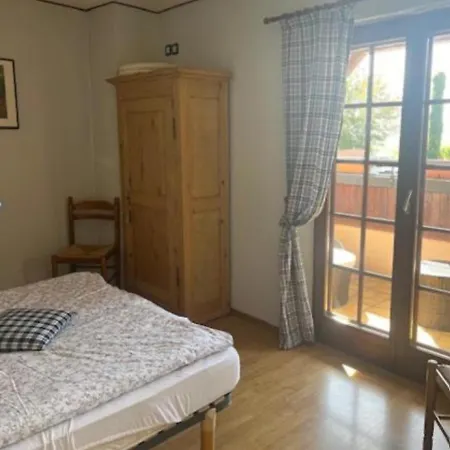 Sur La Route Du Vin Casa de Férias *